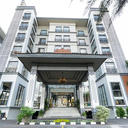 Grand Serela Jogyakarta Zewnętrze zdjęcie