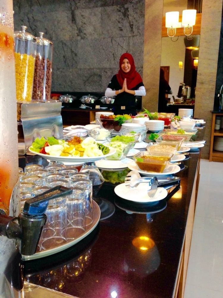 Grand Serela Jogyakarta Zewnętrze zdjęcie